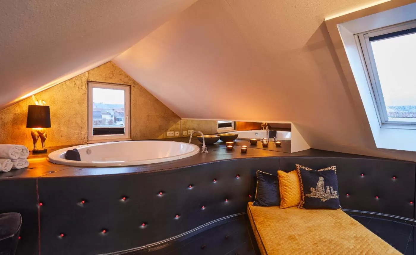 Suite mit Whirlpool Der Zauberlehrling Stuttgart